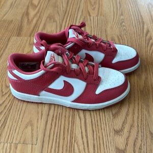 Nike Rose Dunks